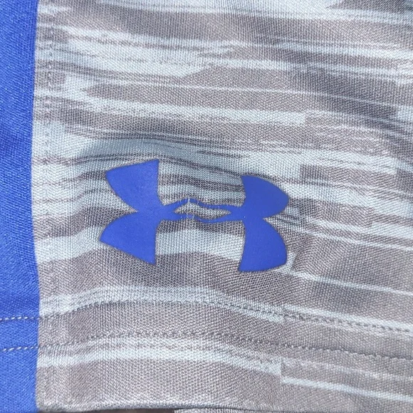 Shorts - Picture 2 of 4